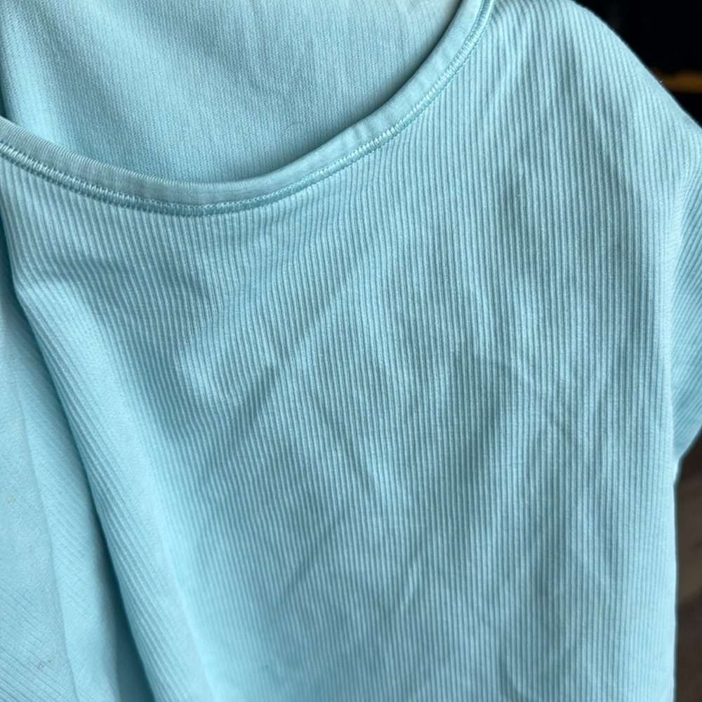 Lululemon - Picture 4 of 4